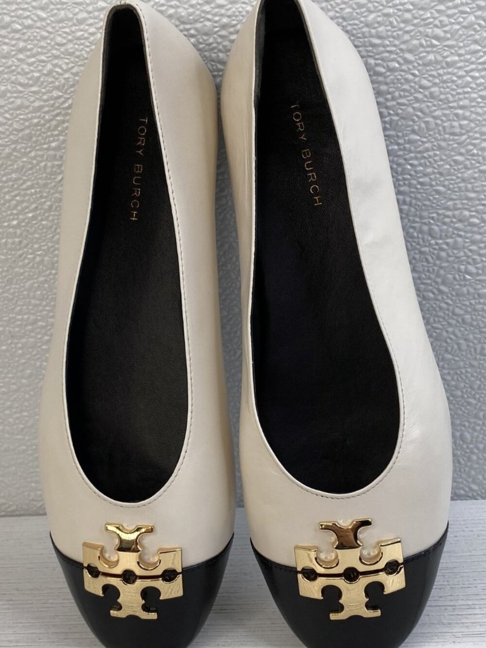 Tory Burch Charlie Ballet Women's Size 6.5 Light Cream/Black/Gold Leather Flats